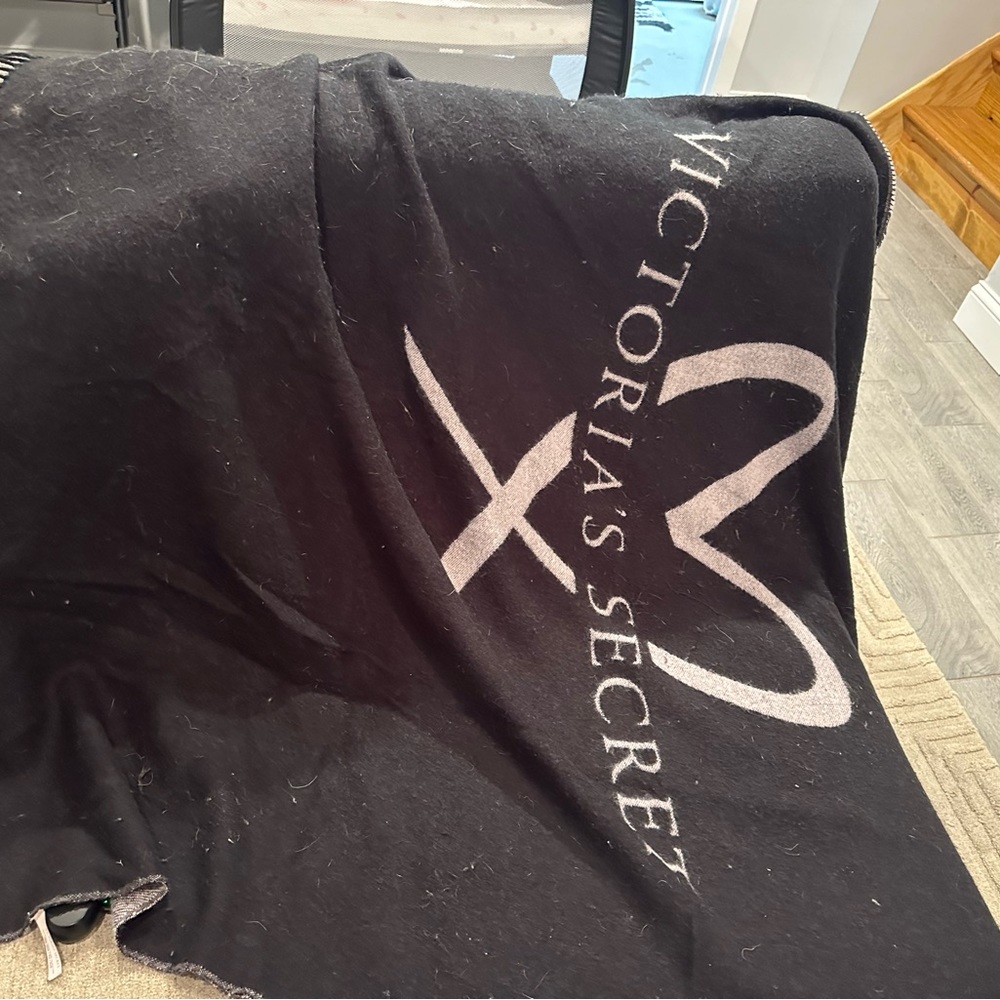 Victorias secret blanket